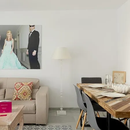 Caleta Homes - Pompidou Apartment