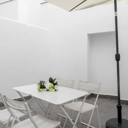 Apartment Caleta Homes - Pompidou Malaga